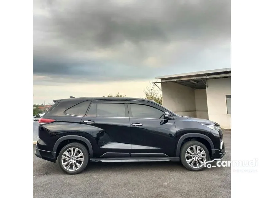 2025 Toyota Kijang Innova Zenix Q HV TSS (Non Premium Color) MPV