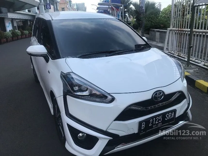 Jual Mobil Toyota Sienta 2020 Q 1.5 di DKI Jakarta Automatic MPV Putih Rp 223.000.000