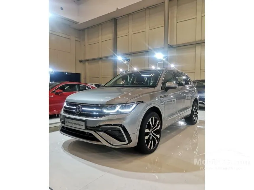 Jual Mobil Volkswagen Tiguan 2023 Allspace 1.4 di DKI Jakarta Automatic SUV Silver Rp 854.000.000