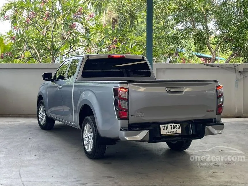 2025 Isuzu D-MAX L Space Cab Pickup