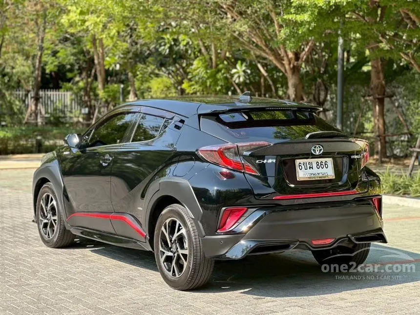 2019 Toyota C-HR HV Mid SUV