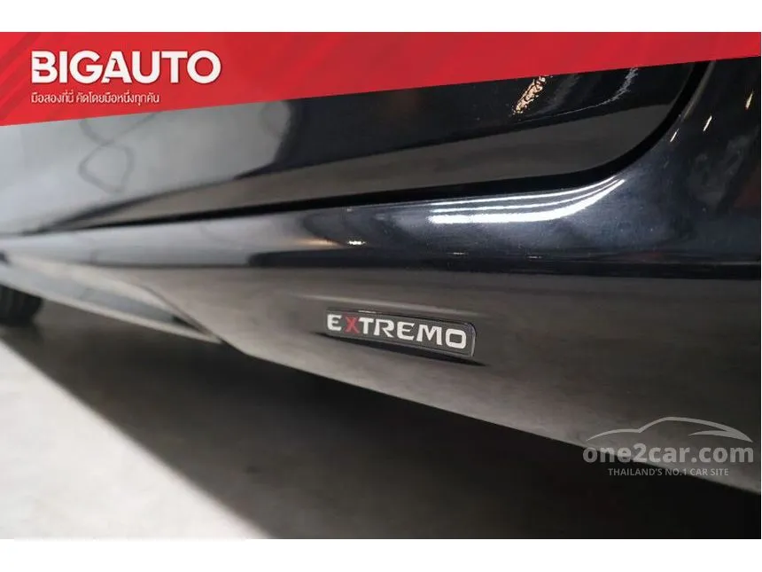 2017 Toyota Camry G Extremo Sedan