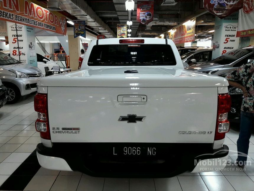 Jual Mobil  Chevrolet  Colorado 2012 Series 1 2 4 di Jawa  