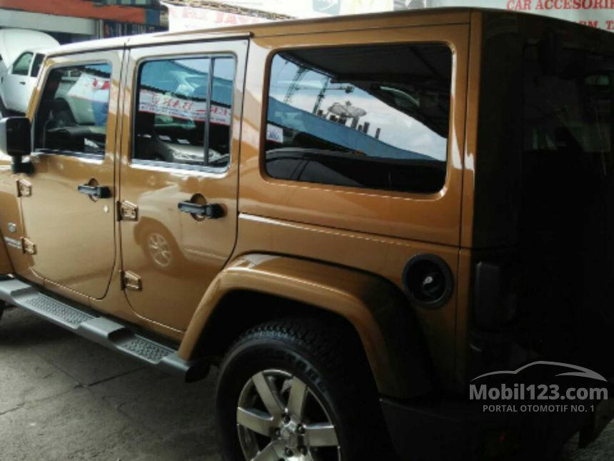 Jual Mobil Jeep Wrangler 2011 Rubicon Unlimited 3.8 di DKI