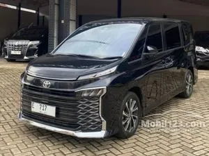 2022 Toyota Voxy 2.0 MPV
