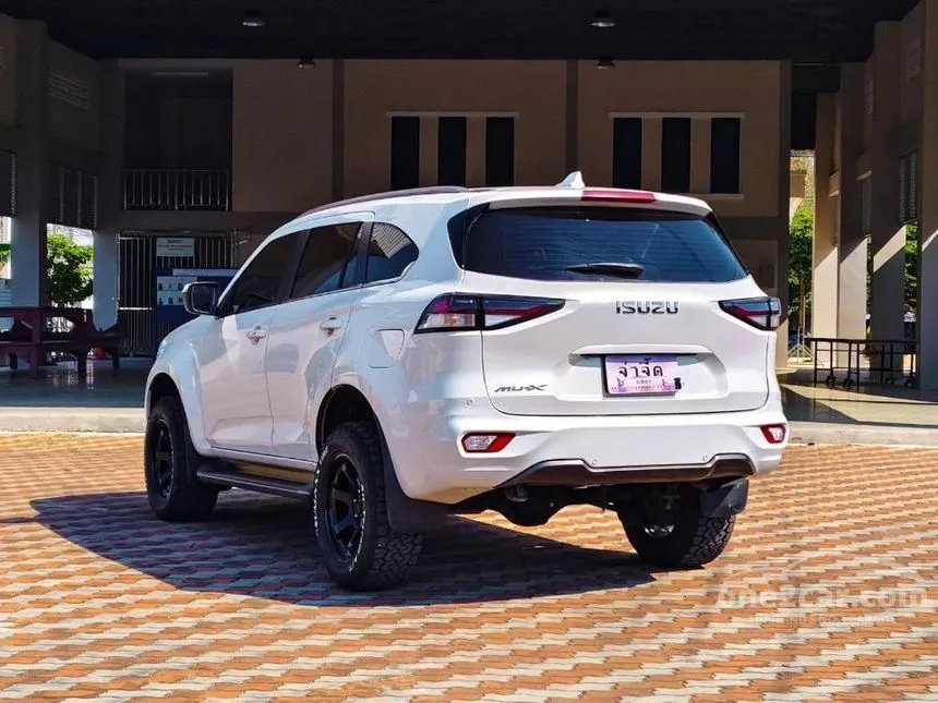 2021 Isuzu MU-X Ultimate SUV