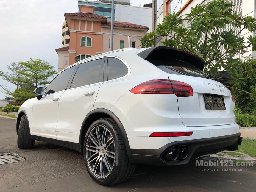 Jual Mobil Porsche Cayenne 2015 Turbo 4.8 di DKI Jakarta Automatic SUV