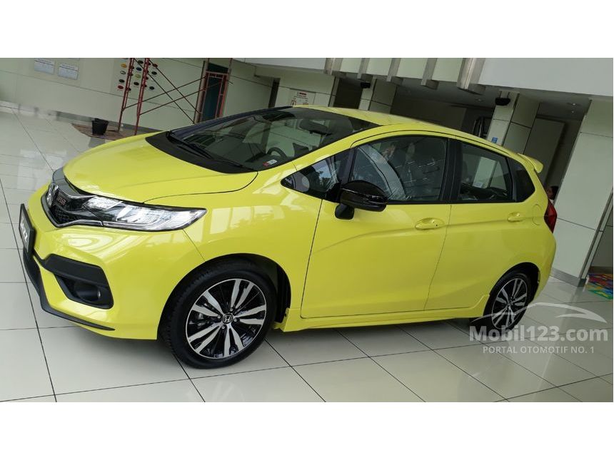 Jual Mobil Honda Jazz 2018 RS 1.5 di Jawa Timur Manual 