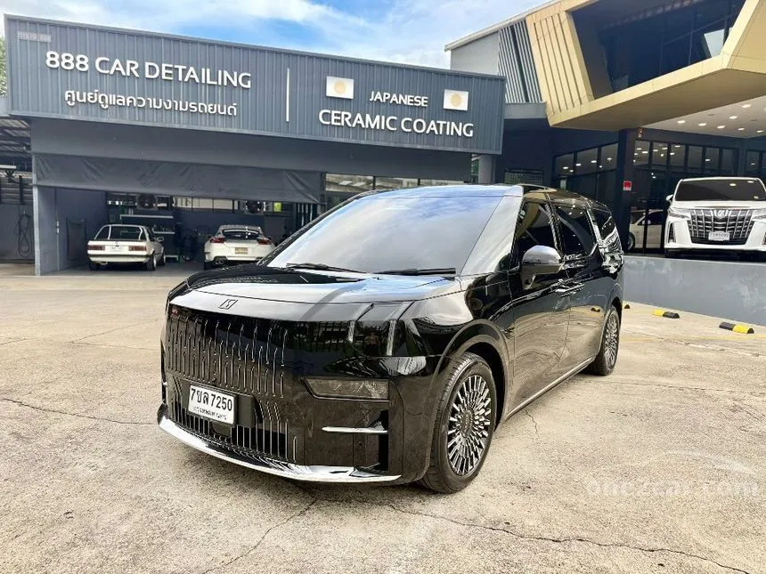 2025 ZEEKR 009 Flagship Van