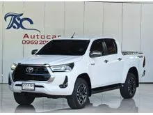 2022 Toyota HILUX REVO 2.4 Double Cab Prerunner Mid Pickup