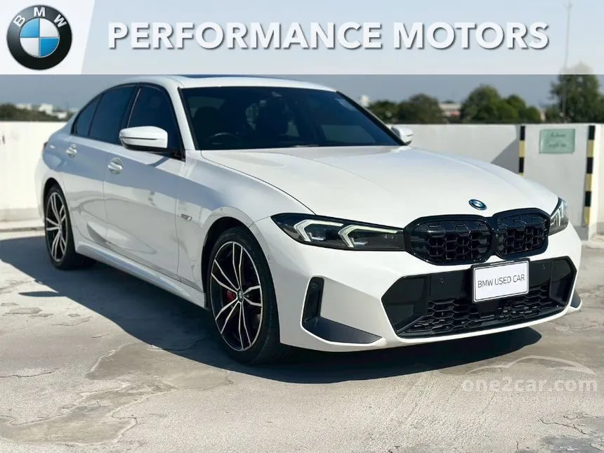 2023 BMW 330e M Sport Sedan