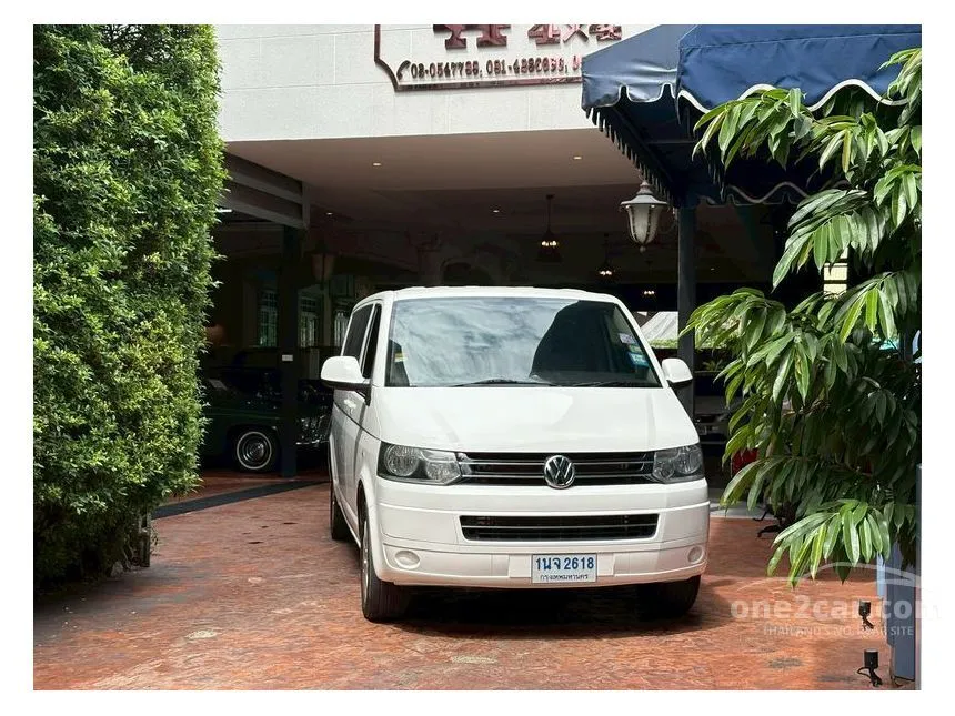 2012 Volkswagen CARAVELLE TDi Van