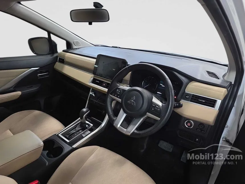 2023 Mitsubishi Xpander Ultimate MPV