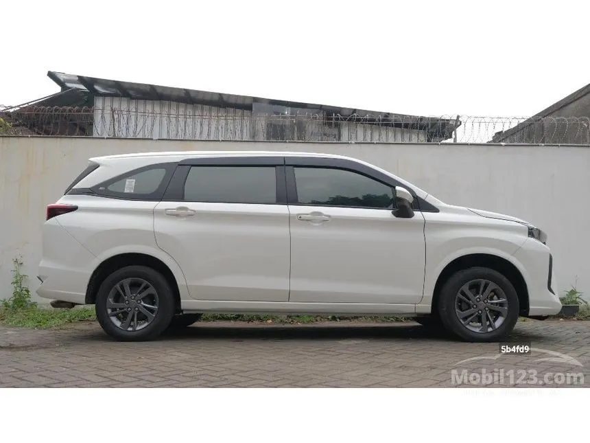 2022 Daihatsu Xenia R MPV