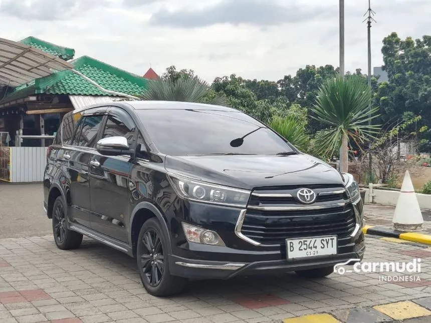 Jual Mobil Toyota Kijang Innova 2018 Venturer 2.0 di DKI Jakarta Automatic MPV Hitam Rp 300.000.000