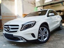 Mercedes-Benz GLA200 ANTIK KM5RB PK2016 PUTIH BEST FAVORIT POWER BACK DOOR