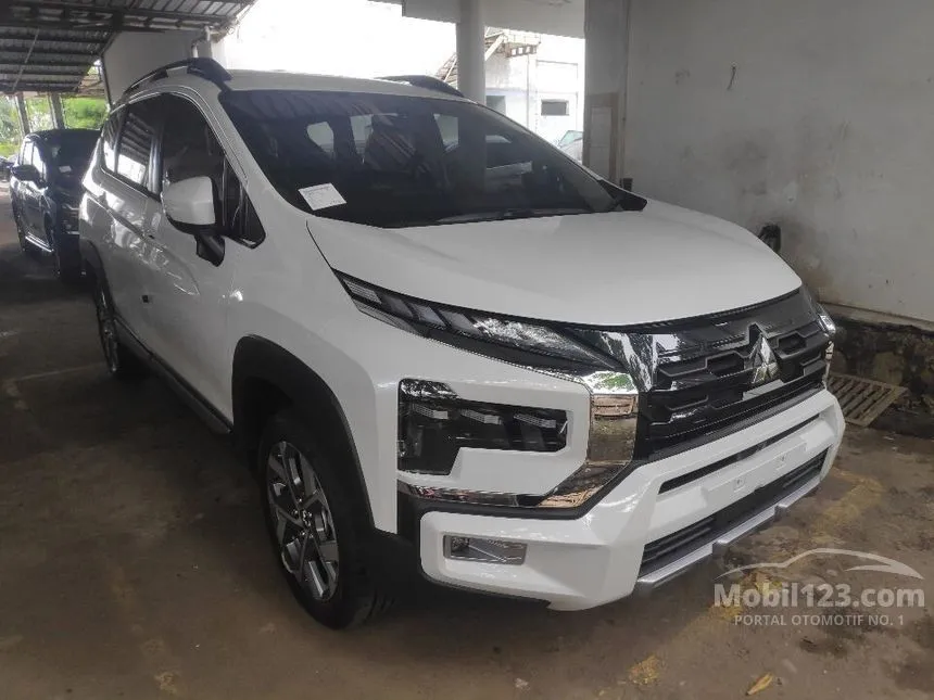 Jual Mobil Mitsubishi Xpander 2023 CROSS 1.5 di DKI Jakarta Manual Wagon Putih Rp 295.000.000