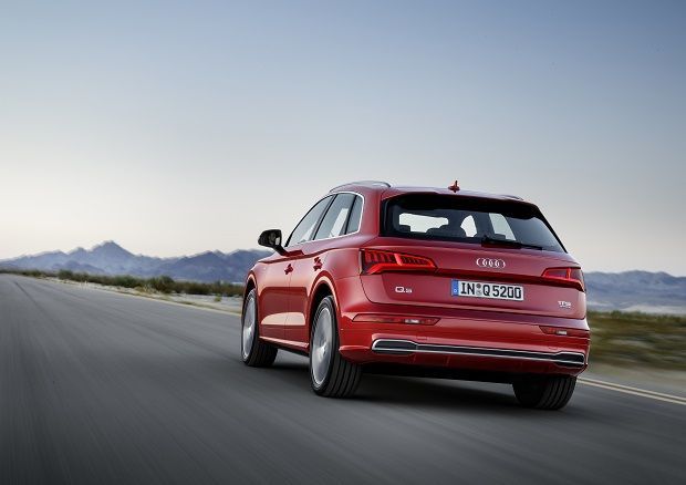 Paris 2016: Audi Unveils All-New 2017 Q5