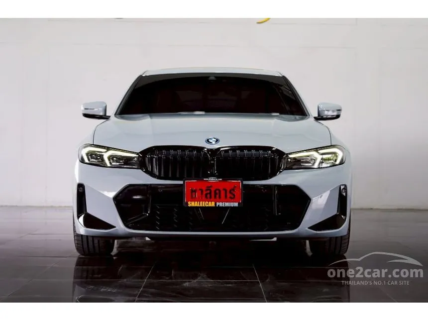 2024 BMW 330e M Sport Sedan
