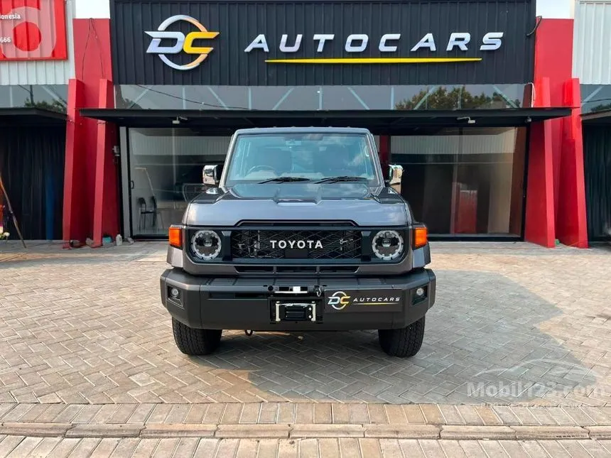 2025 Toyota Land Cruiser 70 GXL SUV
