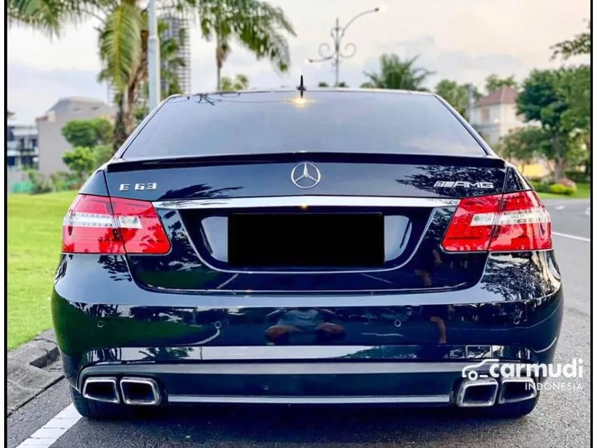 2010 Mercedes-Benz E63 AMG Sedan