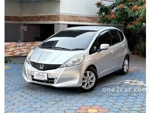 2012 Honda JAZZ 1.5 V Hatchback