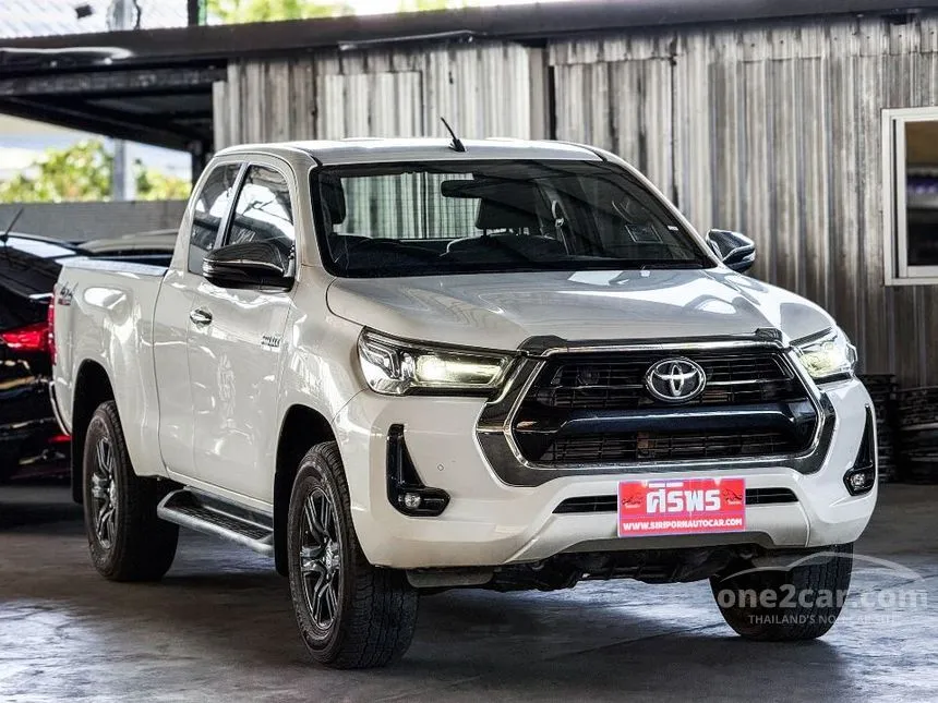 2021 Toyota HILUX REVO Mid Smart Cab Pickup