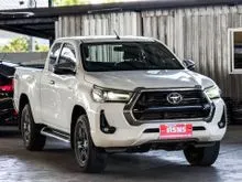 2021 Toyota HILUX REVO 2.4 Smart Cab Mid 4WD Pickup
