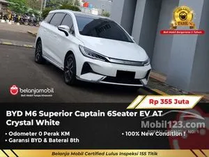 2025 BYD M6 Superior Captain 6 Seater MPV