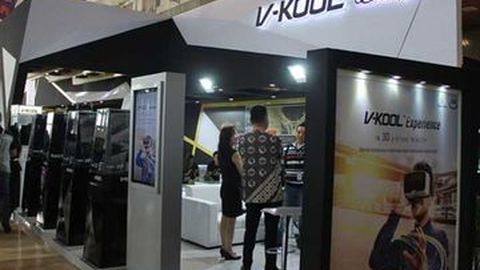 Booth V-Kool Tampil Menawan di GIIAS 2016