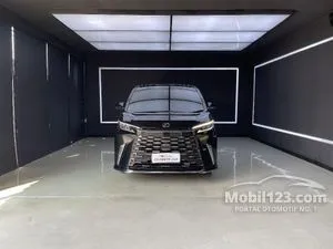 2024 Lexus LM 350h 2.5 7 Seater MPV