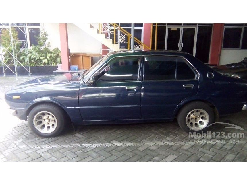 Jual Mobil  Toyota Corolla 1979 1 0 di Jawa  Timur  Manual 