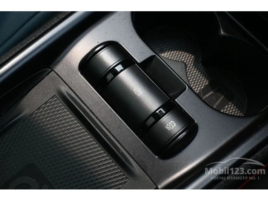 2024 BYD Dolphin Premium Extended Range Hatchback
