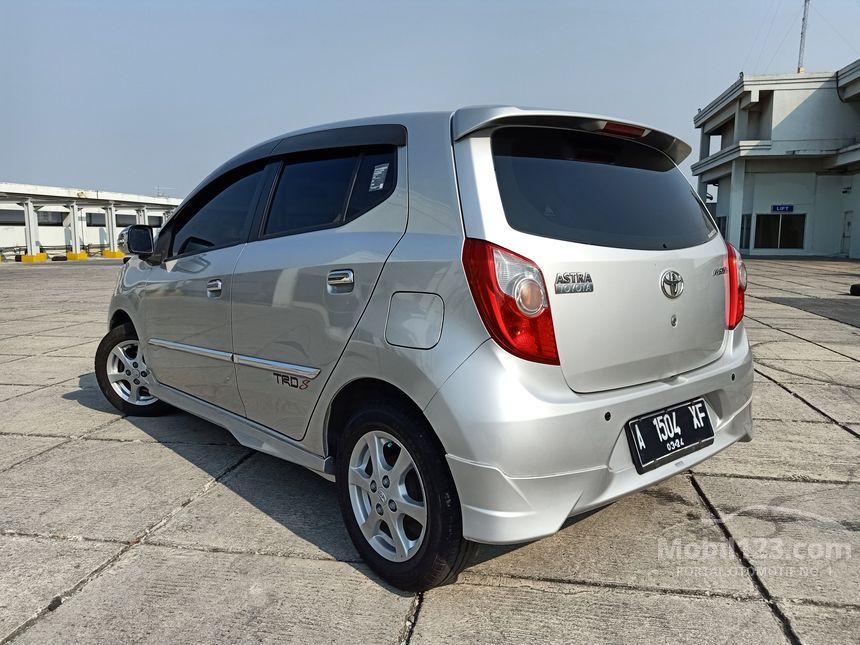 Agya TRD Sportivo Silver: Perpaduan Gaya dan Performa dalam Satu Paket