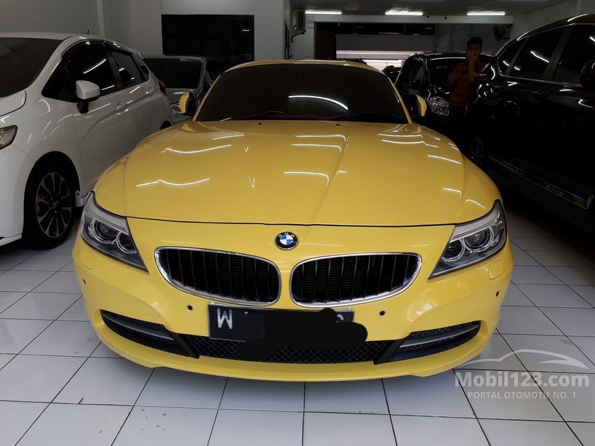  Jual  Mobil  BMW  Z4  2013 sDrive20i 2 0 di Bali Automatic 