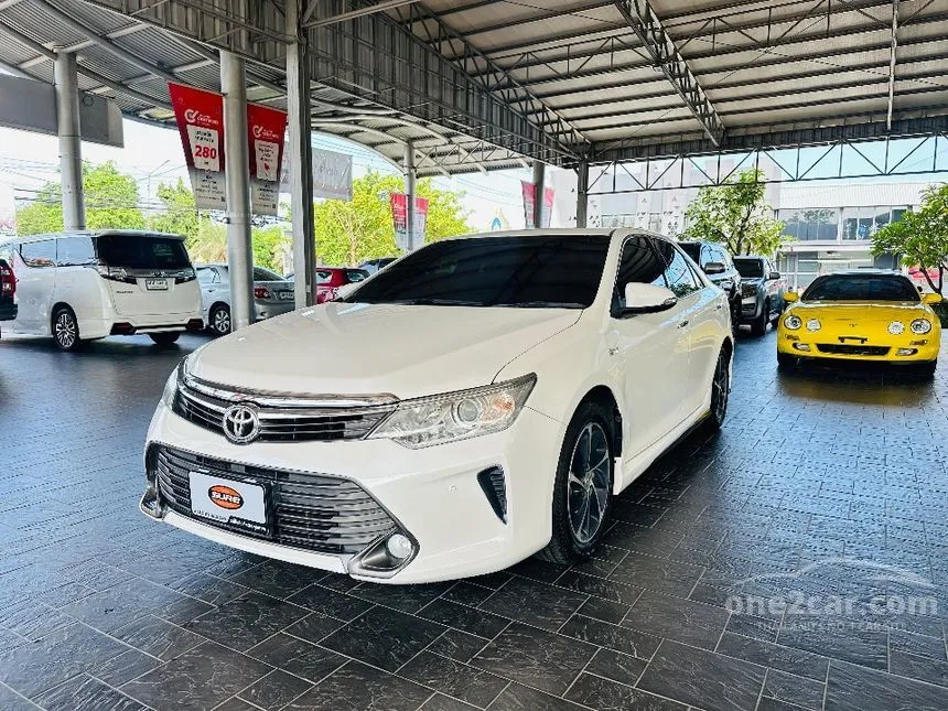 2015 Toyota CAMRY G Extremo Sedan