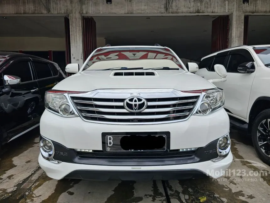 Jual Mobil Toyota Fortuner 2014 G 2.5 di Jawa Barat Automatic SUV Putih Rp 250.000.000