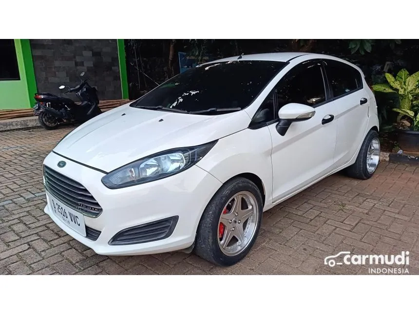 2014 Ford Fiesta Trend Hatchback