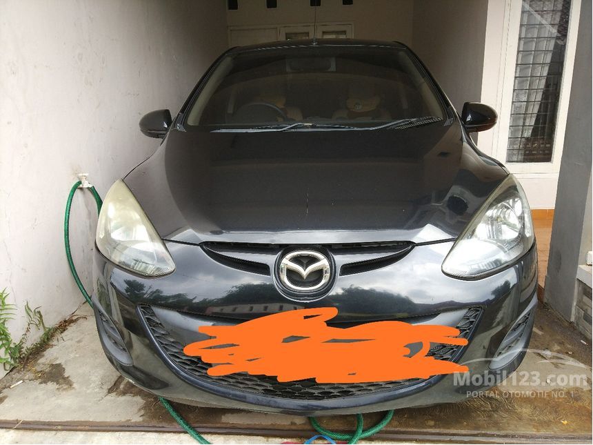 2011 Mazda 2 S Sedan