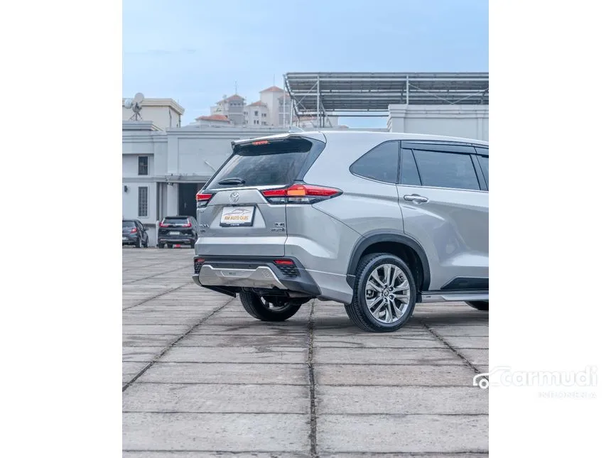 2023 Toyota Kijang Innova Zenix Q HV TSS ( Premium Color) MPV