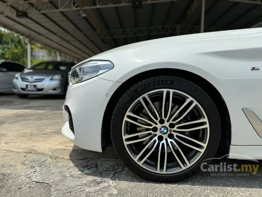 2019 BMW 530i M Sport Sedan