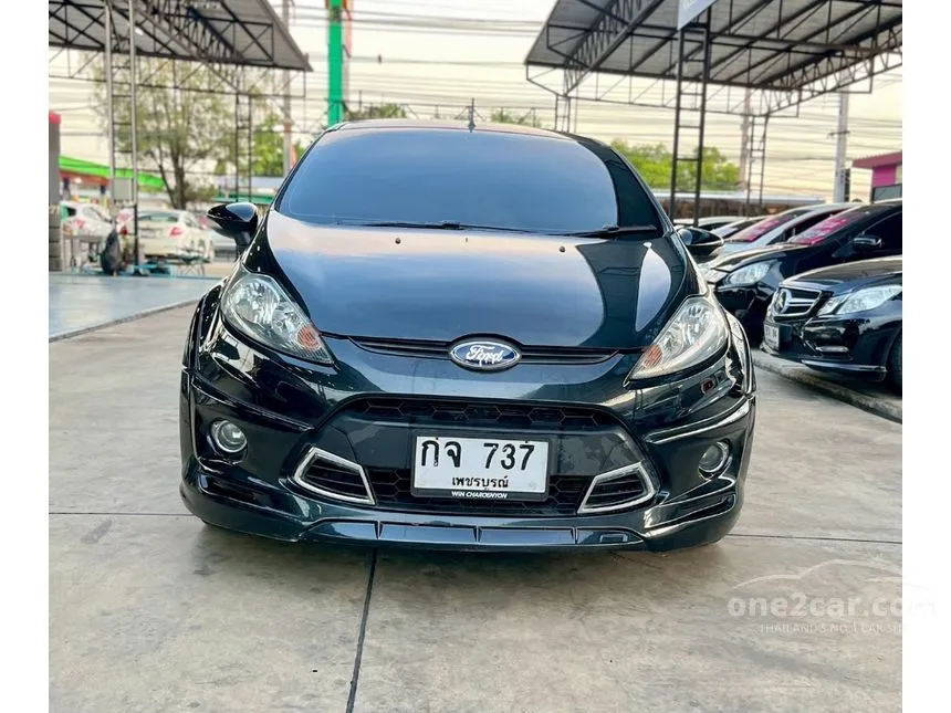 2013 Ford FIESTA Sport Hatchback