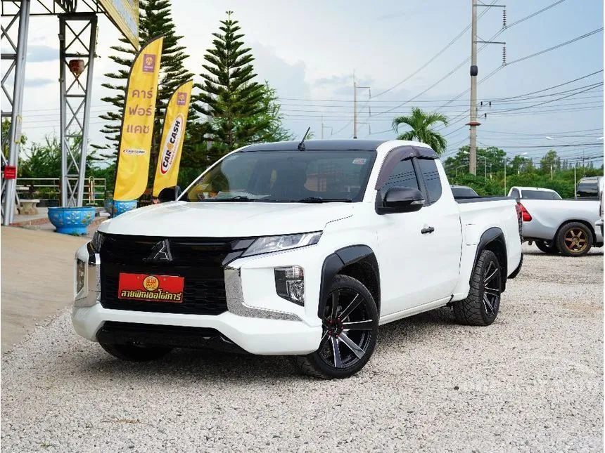 2021 Mitsubishi TRITON GLX Mega Cab Pickup