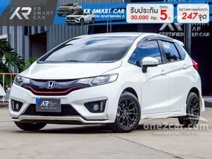 2017 Honda JAZZ 1.5 SV Hatchback