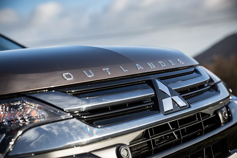 New Mitsubishi Outlander PHEV Berikan Performa Maksimal 2