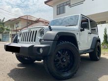 2014 Jeep Wrangler 3.6 Sport Unlimited SUV ATPM 4X4 4 Doors Harga Miring TDP 225 JT Jeep Wrangler Sport 3.6 Pentastar 2015 Rubicon Sahara