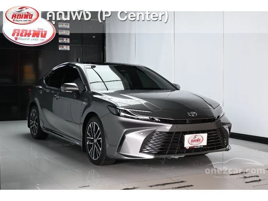 2025 Toyota CAMRY HEV Premium Luxury Sedan
