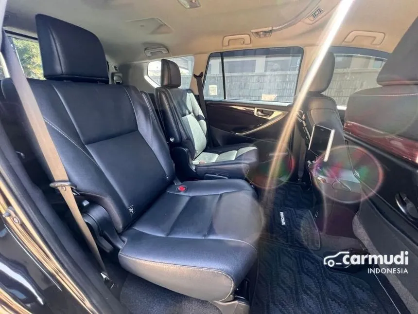 2019 Toyota Innova Venturer Wagon