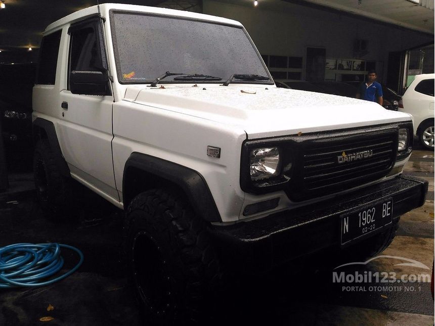 Jual Mobil Daihatsu Taft 1996 GT 2.8 di Jawa Timur Manual 