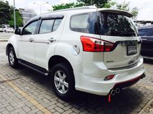 2013 Isuzu MU-X 3.0 (ปี 13-17) SUV AT